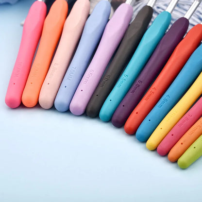 Rubber Handle Crochet Hook Needles 2-10mm