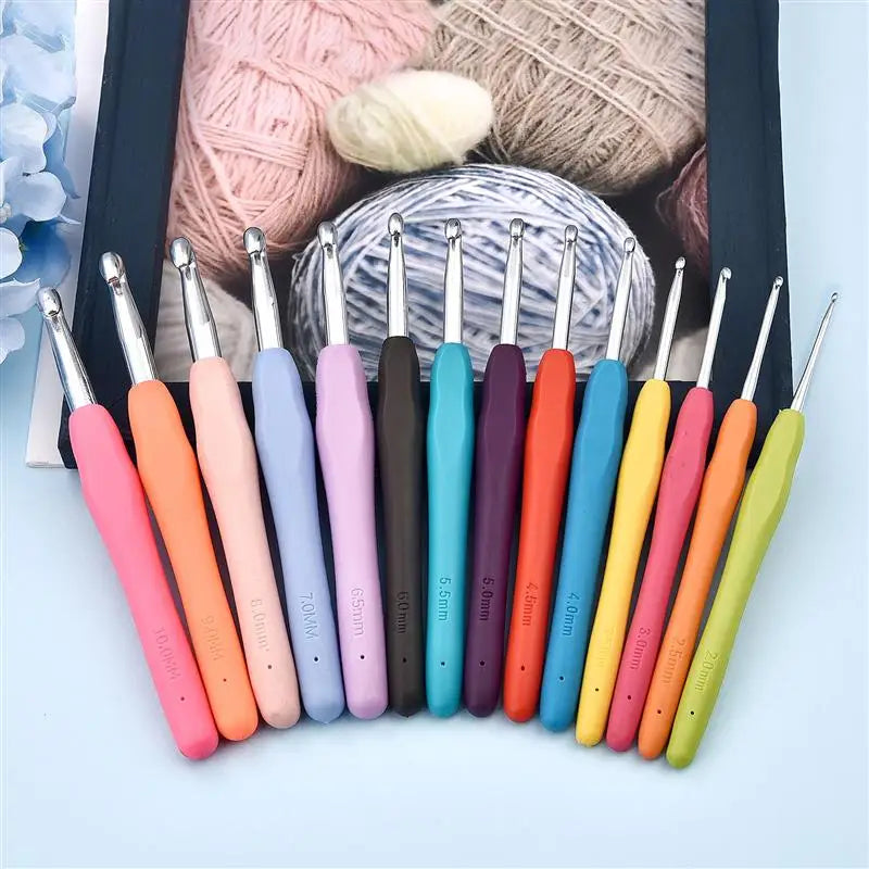 Rubber Handle Crochet Hook Needles 2-10mm