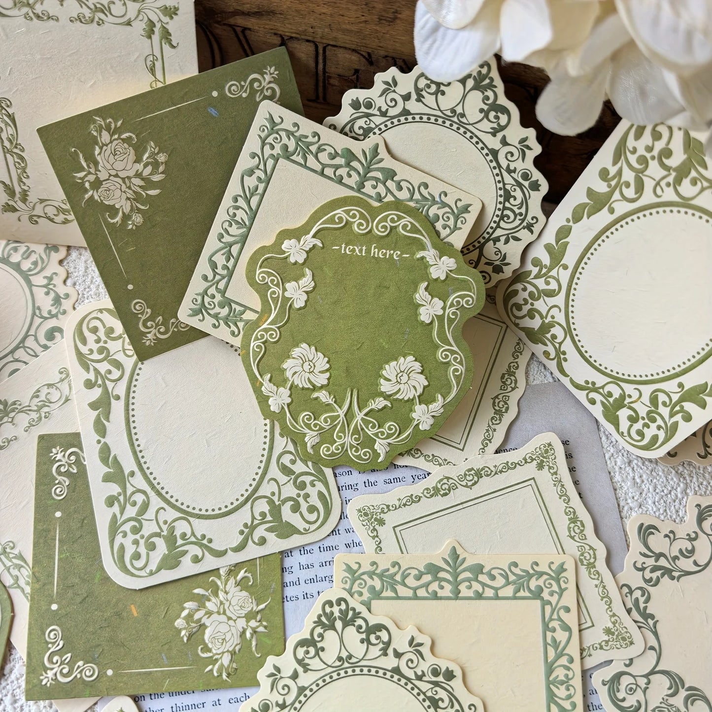 30 Sheets Retro Embossed Lace Scrapbooking Paper