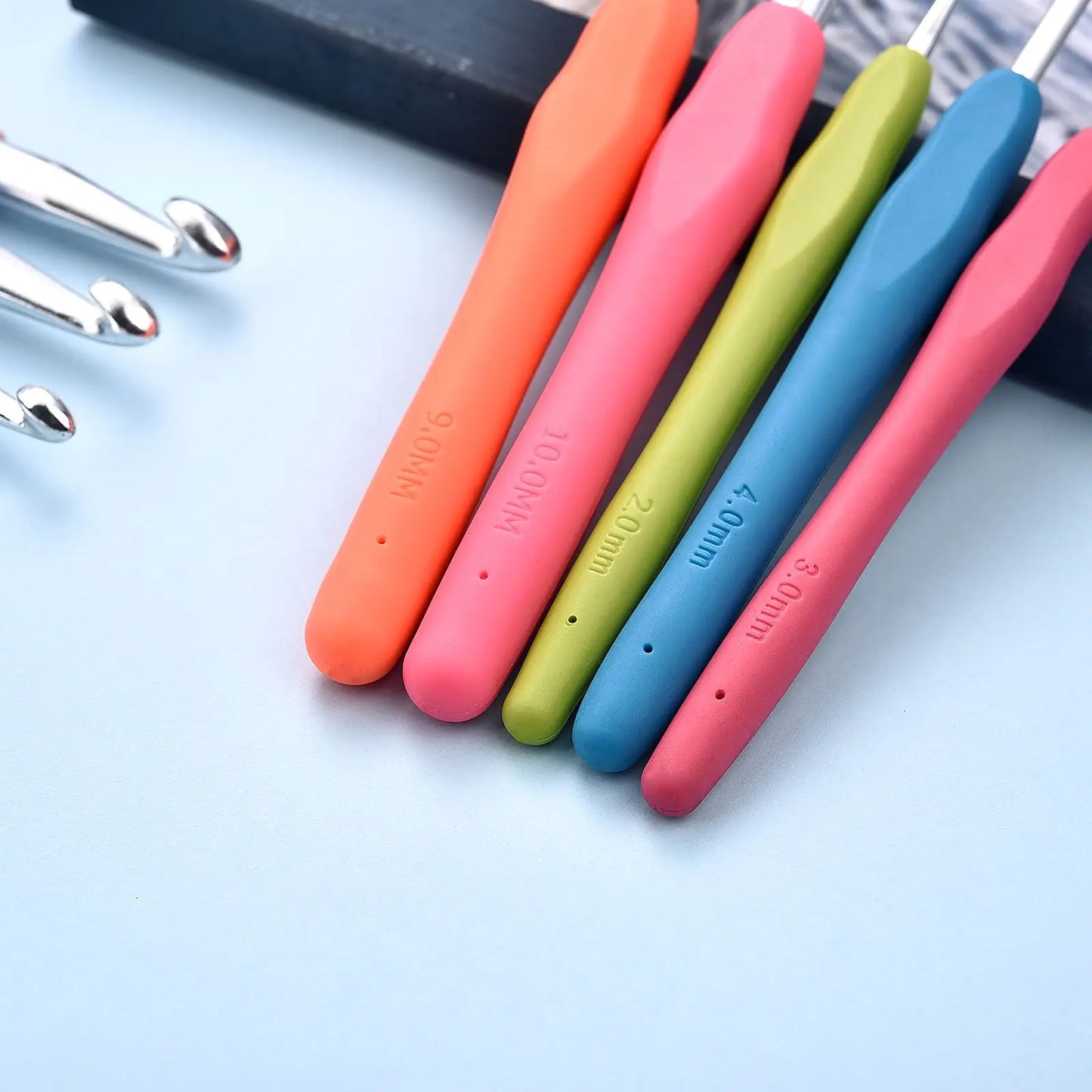 Rubber Handle Crochet Hook Needles 2-10mm